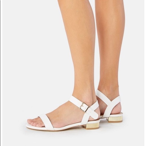 Aisha by JustFab - Picture 3 of 3